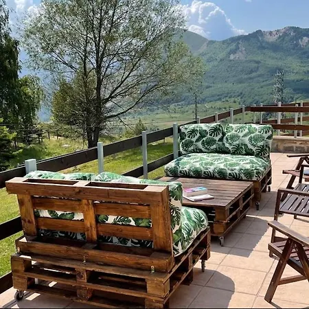 Chalet Luxury Housing In